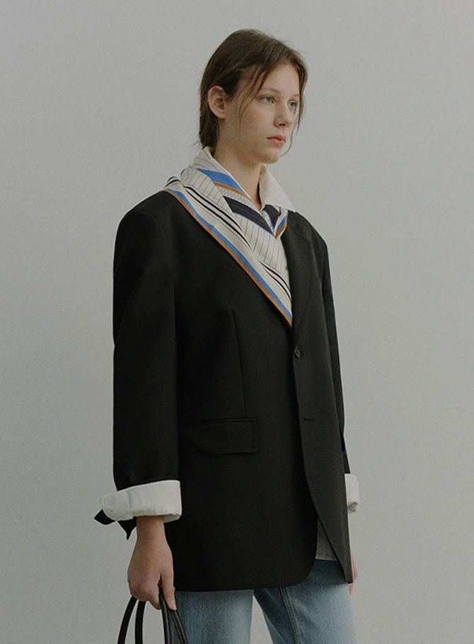 3월 하객룩
모음 zip.