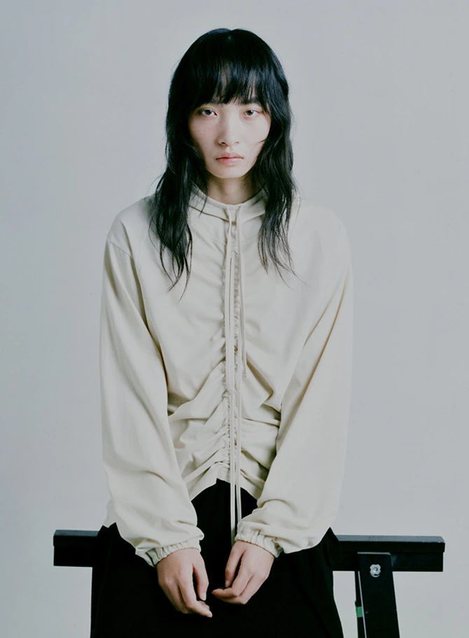 인사일런스 우먼
LIVE 기념 이벤트