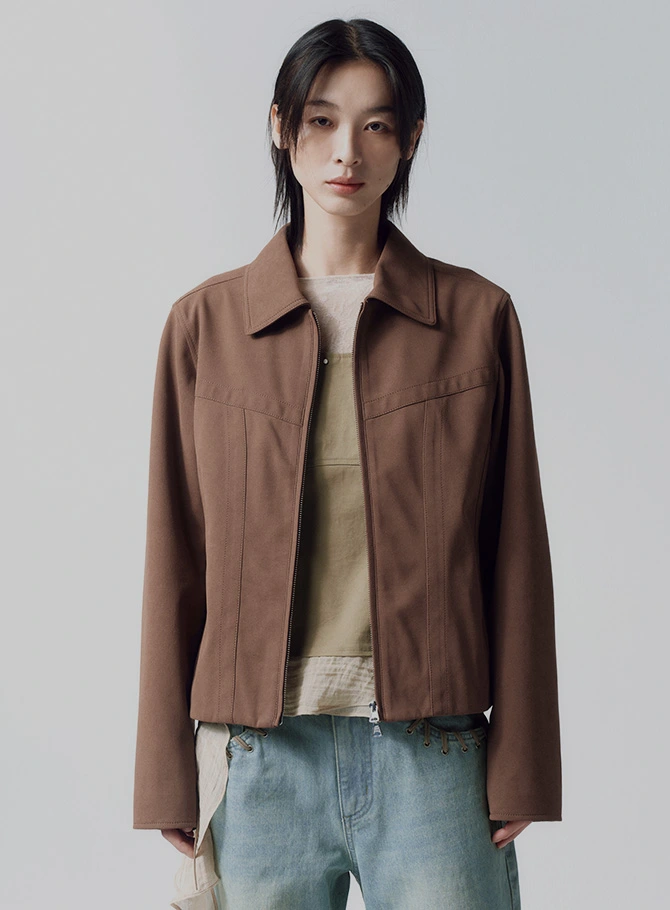 인사일런스 우먼