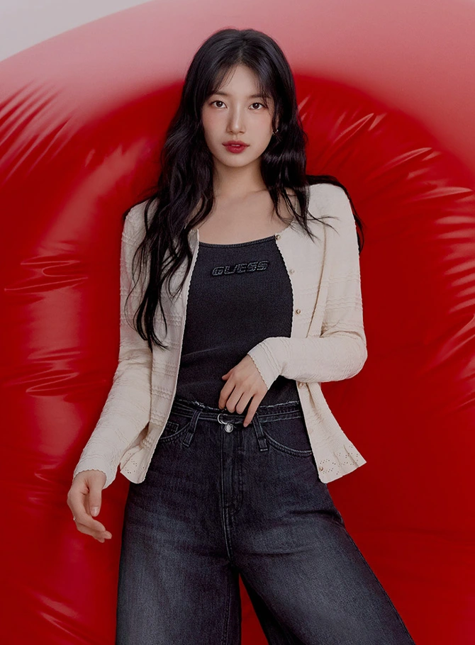 게스
with 수지