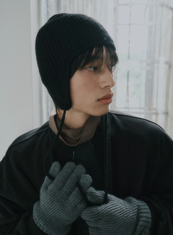 밀로 아카이브
단독세일