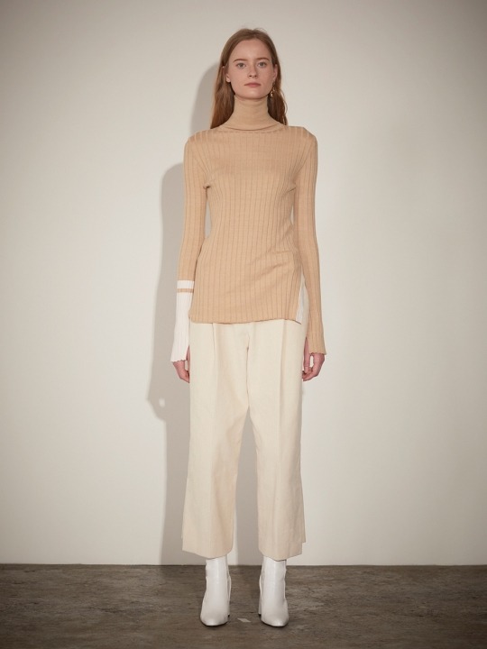  Piet Contrast-Cuffs Turtle Neck Knit_Beige - 하고 Piet Contrast-Cuffs Turtle Neck Knit_Beige