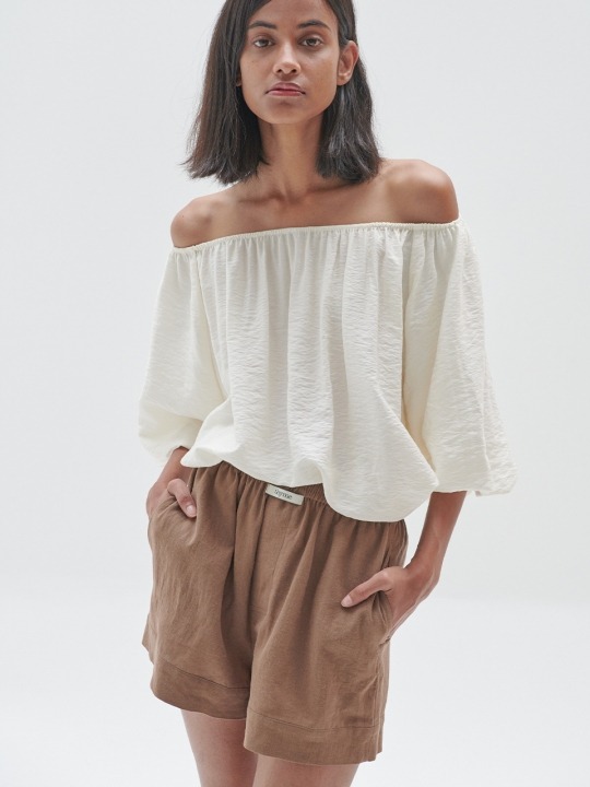 Felicità Short pants / 펠리치타 숏 팬츠 (Brown) - 하고 Felicità Short pants / 펠리치타 숏 팬츠 (Brown)