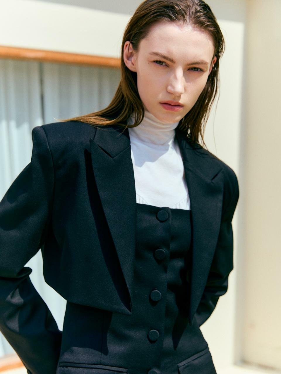CROPPED BUTTONLESS JACKET, BLACK - HAGO(하고)