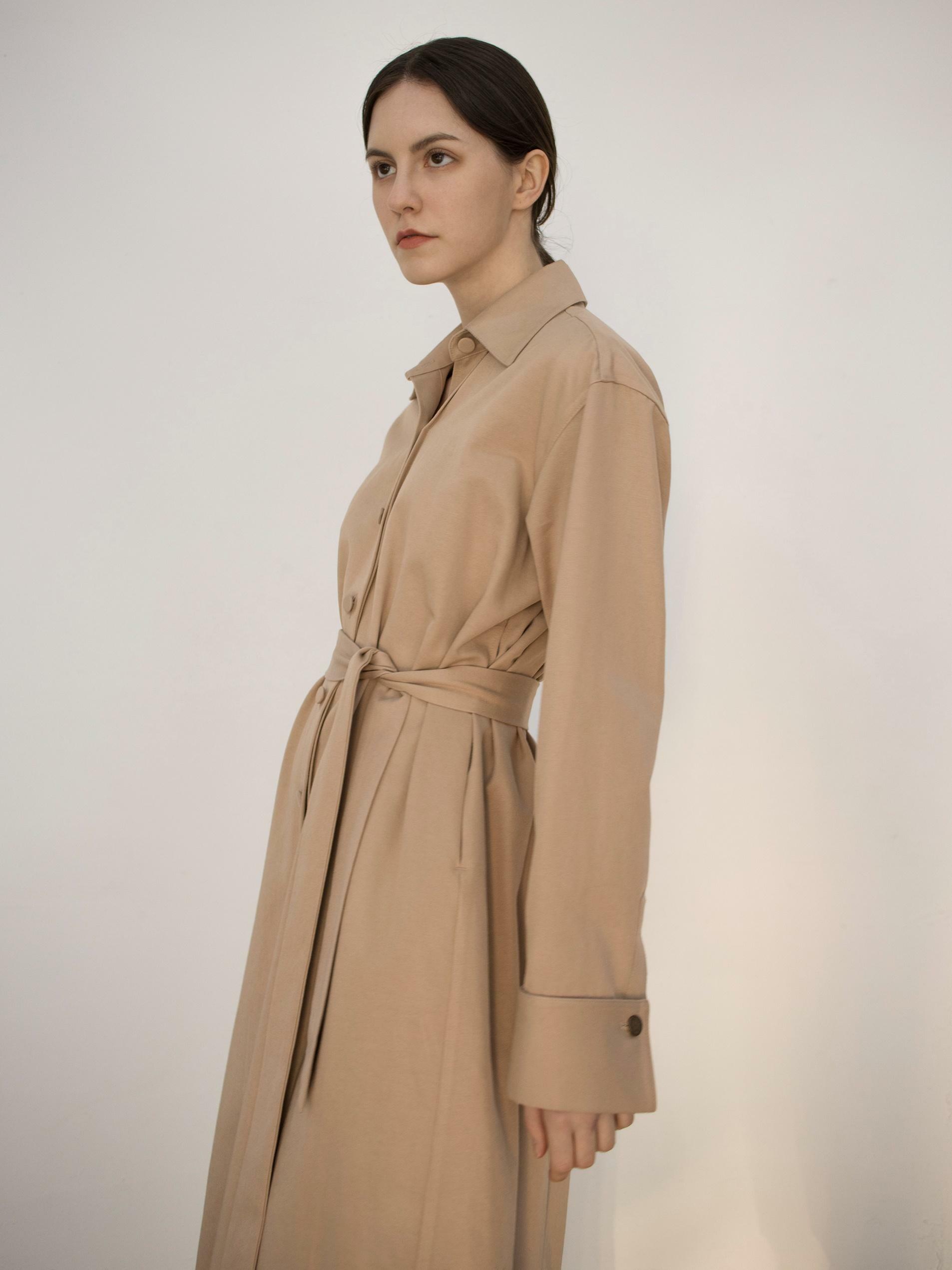 SIGNATURE FRENCH CUFFS DRESS_BEIGE 하고
