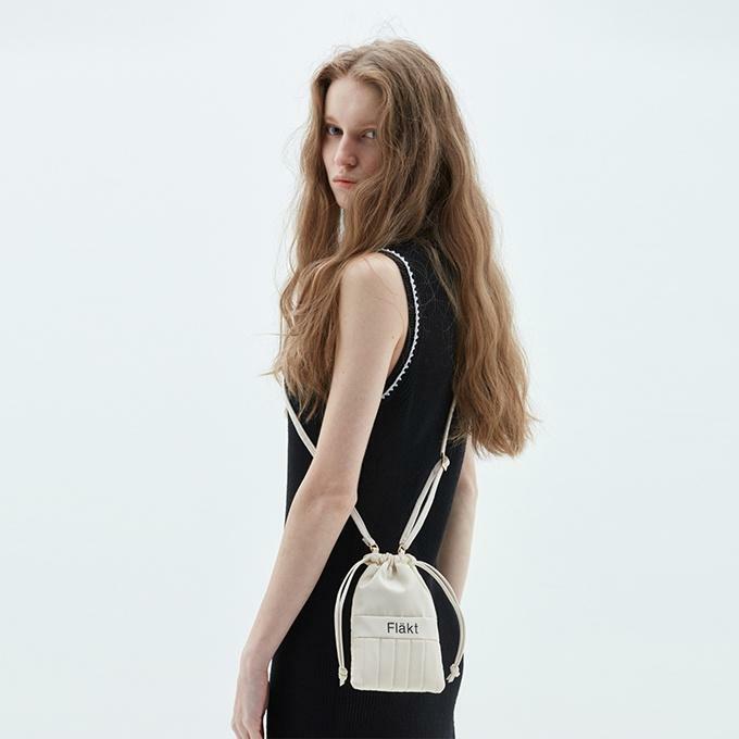 Pluto Phone Pouch White 플루토 폰파우치 화이트 - HAGO(하고)