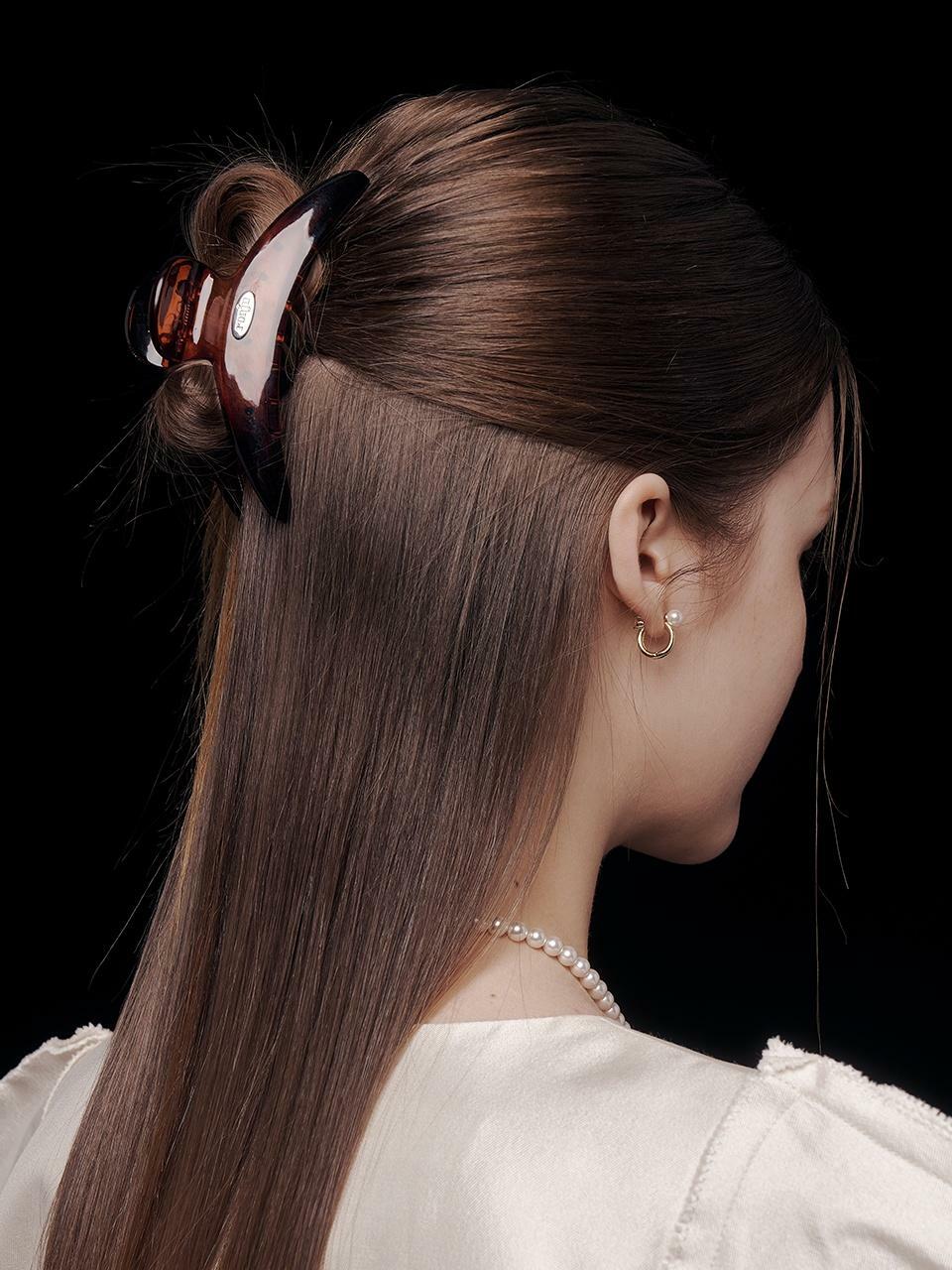 round hair clip 하고