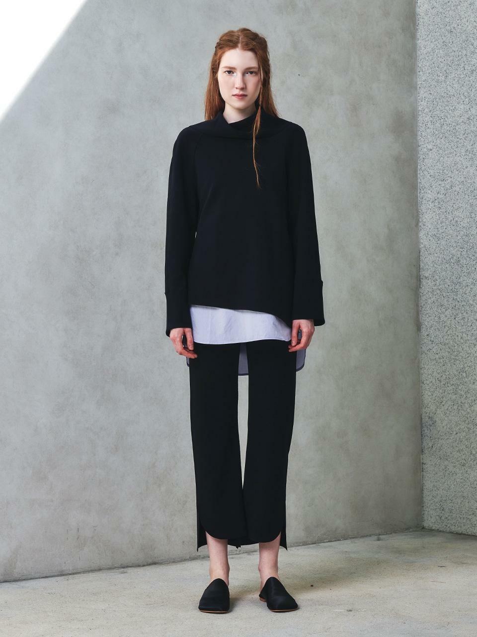 Signature Inc Curve Trouser_Black. - 하고(HAGO)