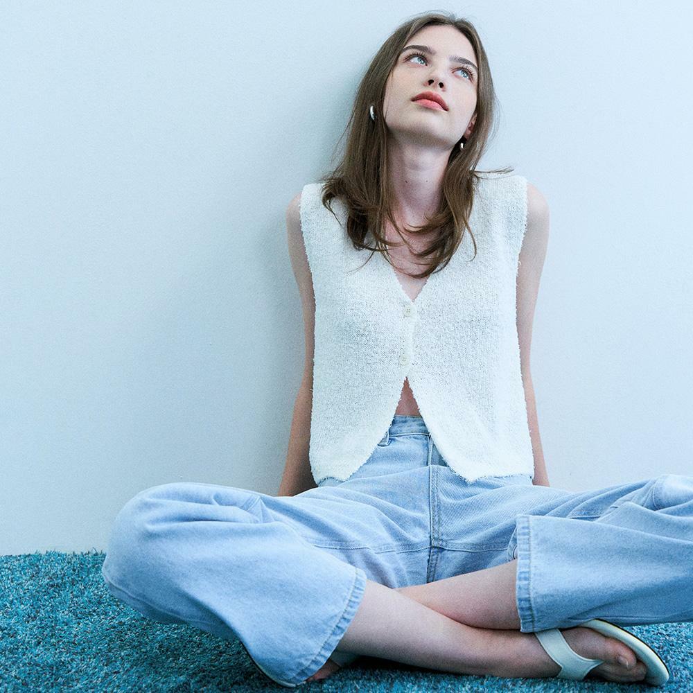 Apel v neck summer bookle vest - ivory - HAGO(하고)