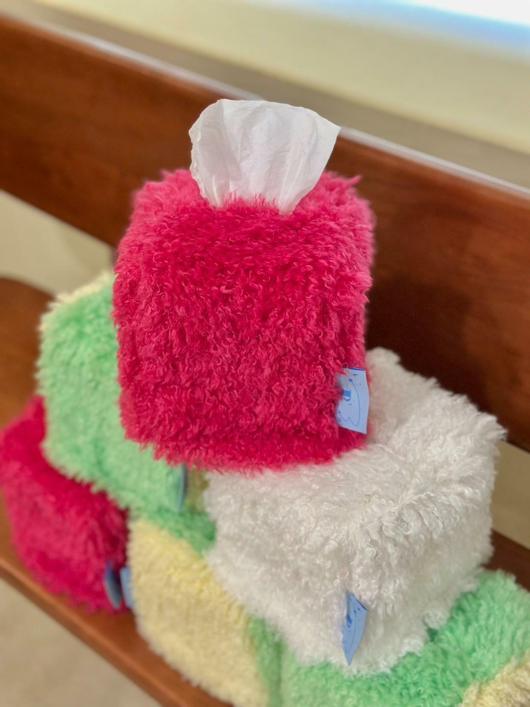 Fur-ppet Mini Tissue Case (Magenta) - 하고