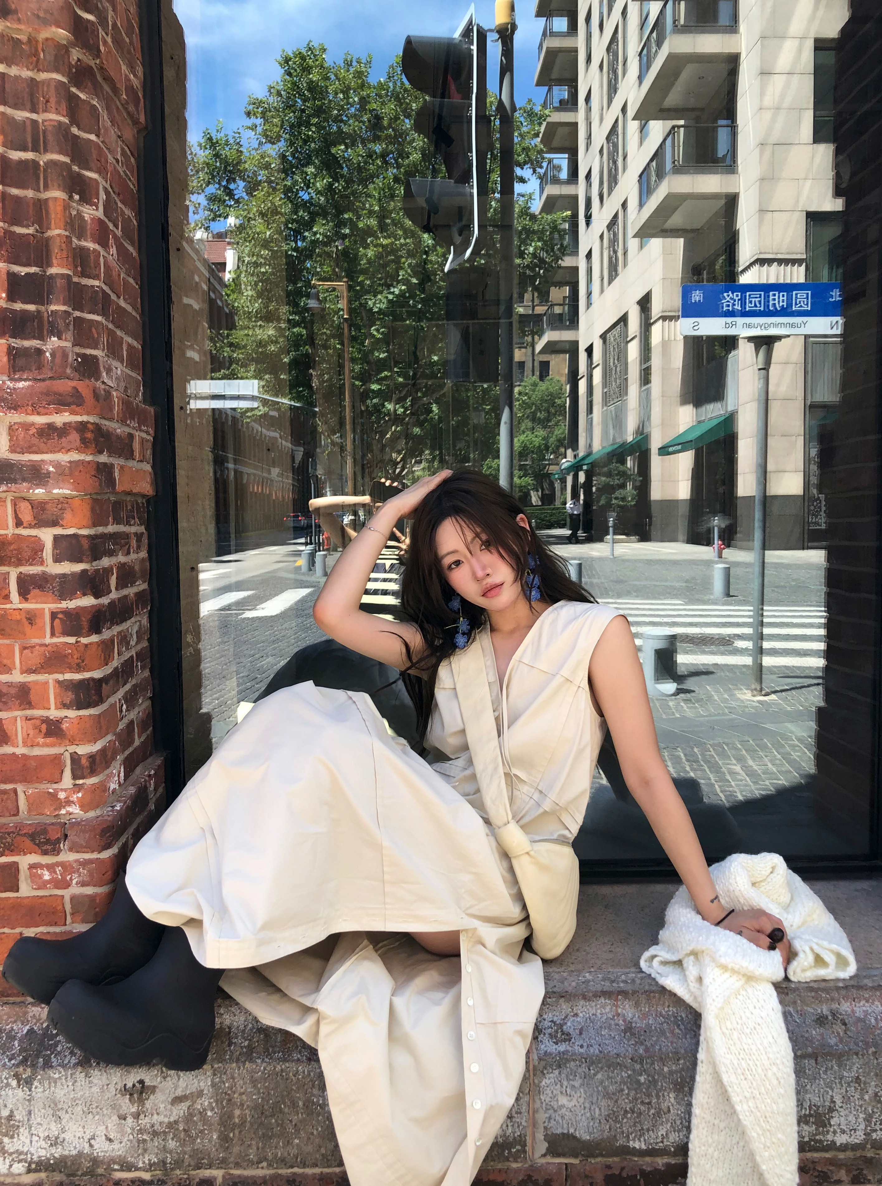 V NECK SLIT DETAIL DRESS (CREAM) - HAGO(하고)